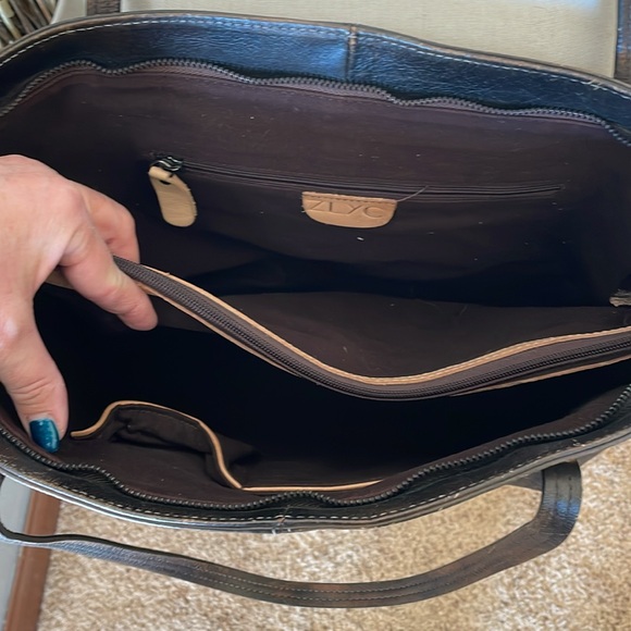 ZLYC Brown Leather Shoulder Tote Bag Purse Zip Top Closure Inside Pocket - Picture 8 of 15